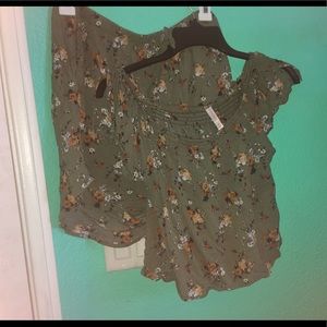 olive green floral short and top set